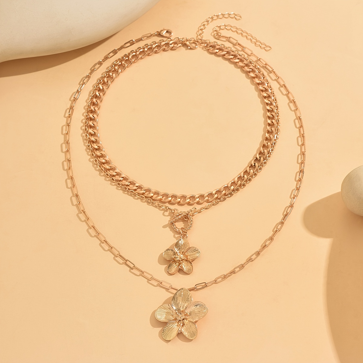 3pcs Golden Multi-Layer Flower Pendant Necklace Set, Statement Jewelry